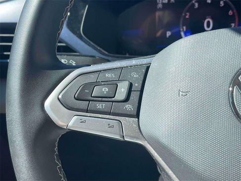 Used 2023 Volkswagen Taos SE image 21