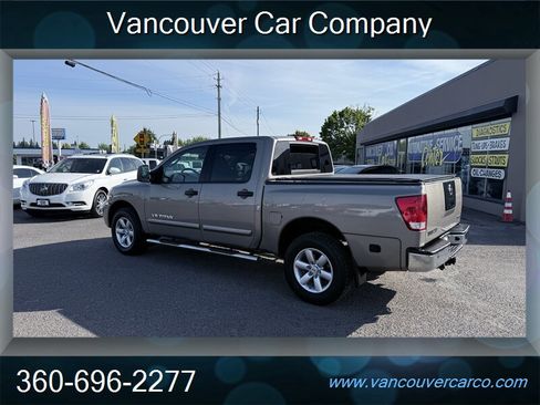 Used 2008 Nissan Titan SE AWD/4WD image 5