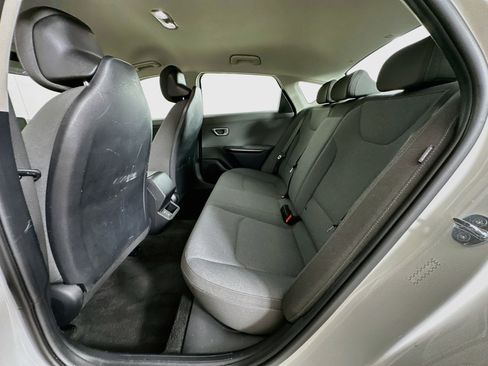 Used 2025 Kia K4 FWD image 26