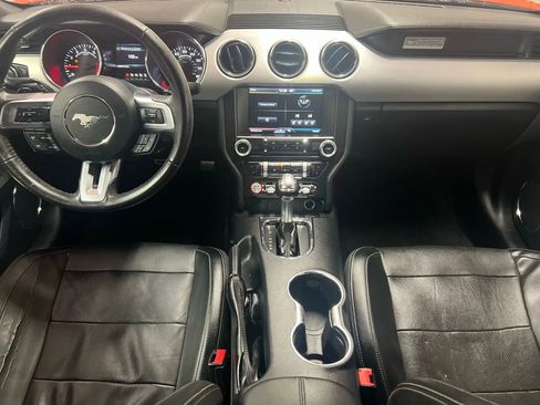 Used 2015 Ford Mustang Premium image 13