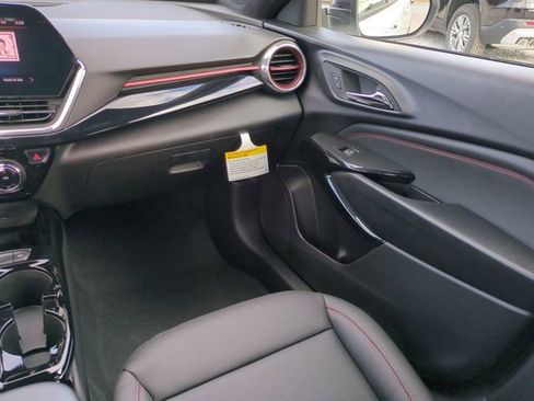 New 2026 Chevrolet Trax RS w/ Sunroof Package image 16