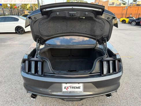 Used 2017 Ford Mustang GT RWD image 39