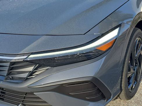 New 2026 Hyundai Elantra Sport FWD image 11