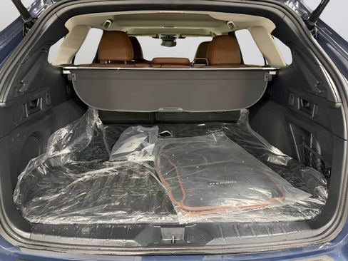 Certified 2025 Subaru Outback Touring image 9