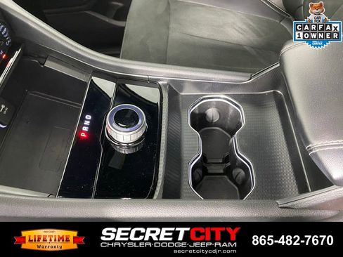 Used 2025 Jeep Grand Cherokee L Altitude AWD/4WD image 24