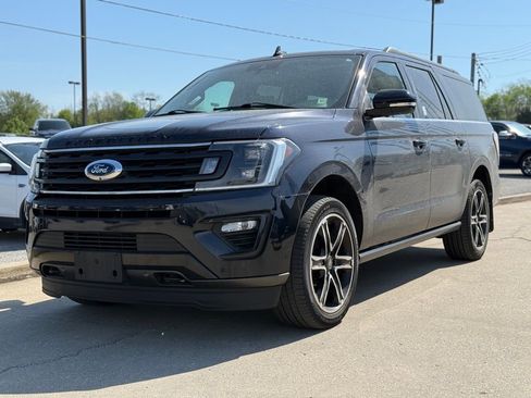 Used 2021 Ford Expedition Max Limited image 2