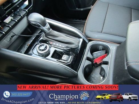 Used 2024 GMC Canyon AT4 w/ AT4 Premium Package AWD/4WD image 20