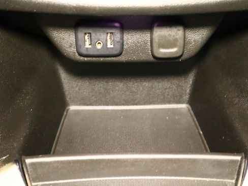 Used 2019 Chevrolet Traverse LT w/ LT Premium Package image 27