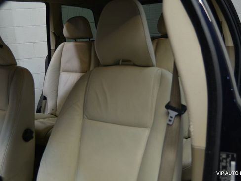 Used 2011 Volvo XC90 3.2 image 13