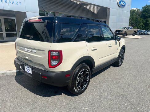 Used 2025 Ford Bronco Sport Outer Banks w/ Outer Banks Tech Package+ AWD/4WD image 7