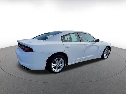 Used 2022 Dodge Charger SXT image 16