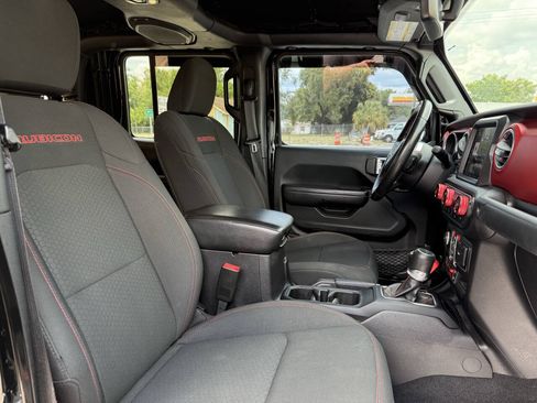 Used 2020 Jeep Gladiator Rubicon AWD/4WD image 25