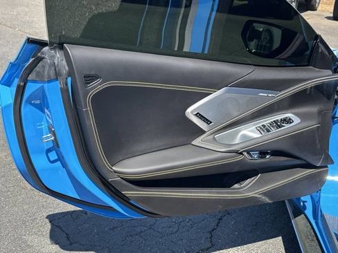 Used 2021 Chevrolet Corvette Stingray Premium Conv w/ Battery Protection Package RWD image 11