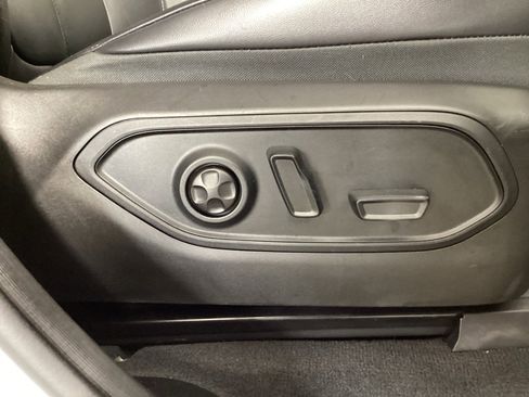 Used 2022 Jeep Grand Cherokee L Limited w/ Trailer Tow Group (B) image 10