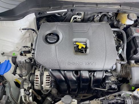 Used 2024 Kia Soul LX w/ Option Group 015 FWD image 28