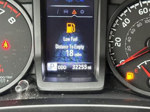 Certified 2022 Toyota Tacoma SR image 26