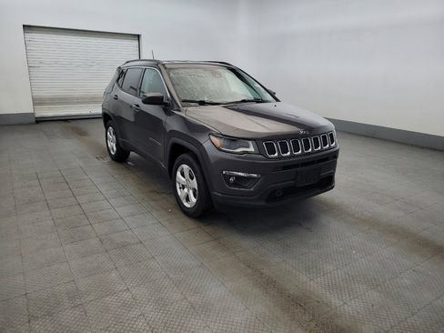 Used 2018 Jeep Compass Latitude w/ Popular Equipment Group AWD/4WD image 13
