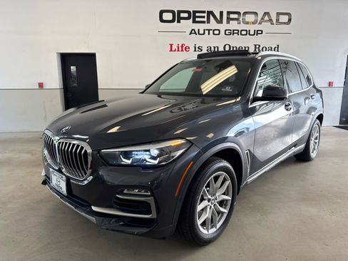 Used 2019 BMW X5 xDrive40i w/ Premium Package 2 AWD/4WD image 2
