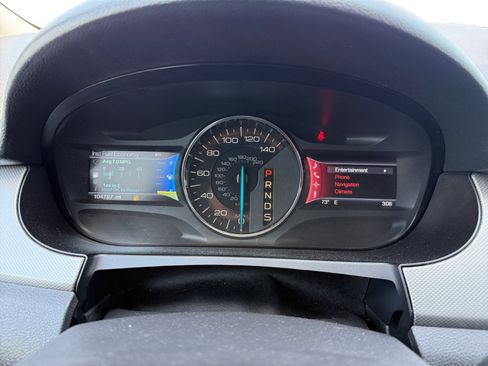 Used 2013 Ford Edge SEL FWD image 11