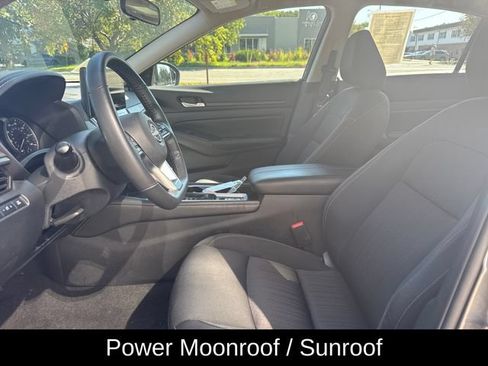 Used 2024 Nissan Altima 2.5 SV w/ SV Premium Package FWD image 14