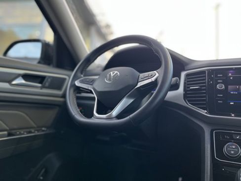 Used 2022 Volkswagen Atlas SE image 28