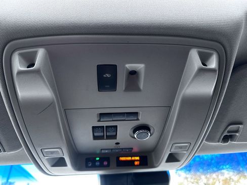 Used 2020 Cadillac Escalade Luxury image 27