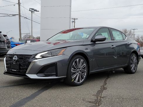 New 2025 Nissan Altima 2.5 SL image 2