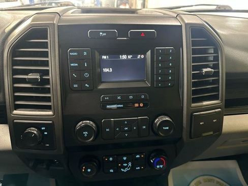 Used 2022 Ford F250 XL w/ Power Equipment Group RWD image 16