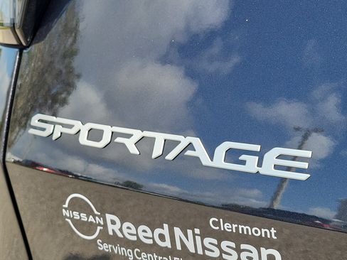 Used 2026 Kia Sportage LX FWD image 10