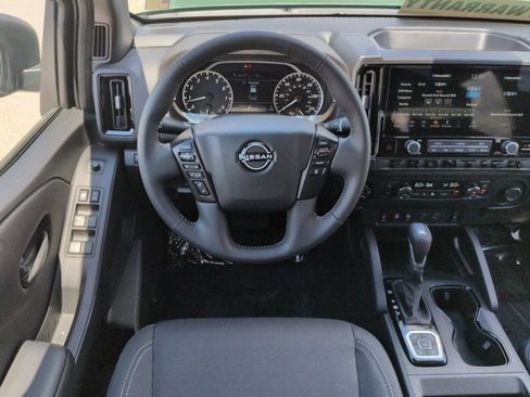 Used 2026 Nissan Frontier SV w/ SV Convenience Package AWD/4WD image 17