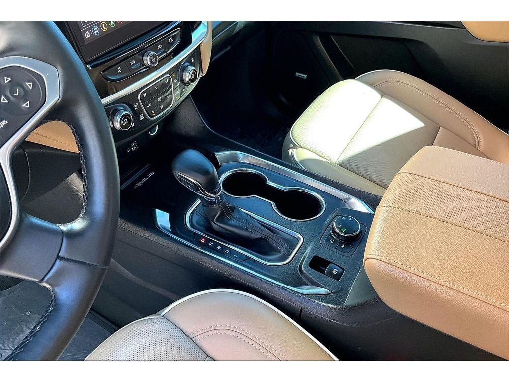 Used 2023 Chevrolet Traverse Premier AWD/4WD image 15
