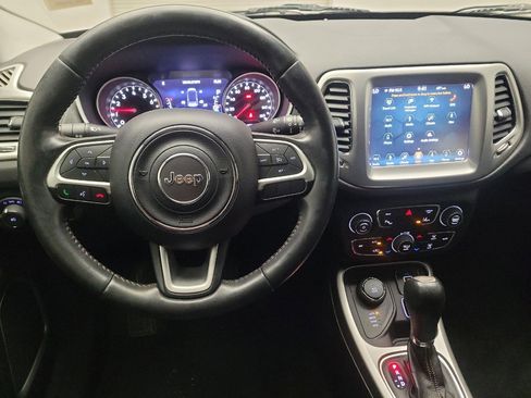 Used 2018 Jeep Compass Latitude w/ Popular Equipment Group image 22