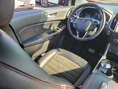 Used 2020 Ford Edge ST-Line image 15