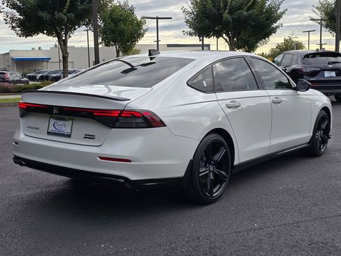 Certified 2025 Honda Accord Sport image 25
