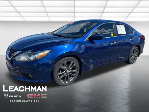Used 2018 Nissan Altima 2.5 SR w/ SR Special Edition FWD image 8