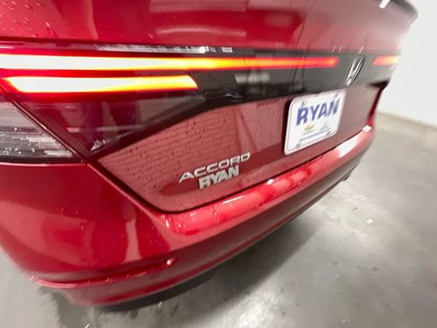 Used 2025 Honda Accord SE image 30
