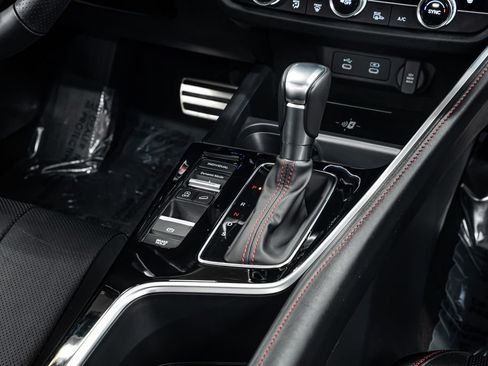 Used 2025 Acura ADX A-Spec image 17