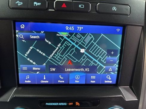Used 2019 Ford F150 Platinum w/ Equipment Group 701A Luxury AWD/4WD image 4