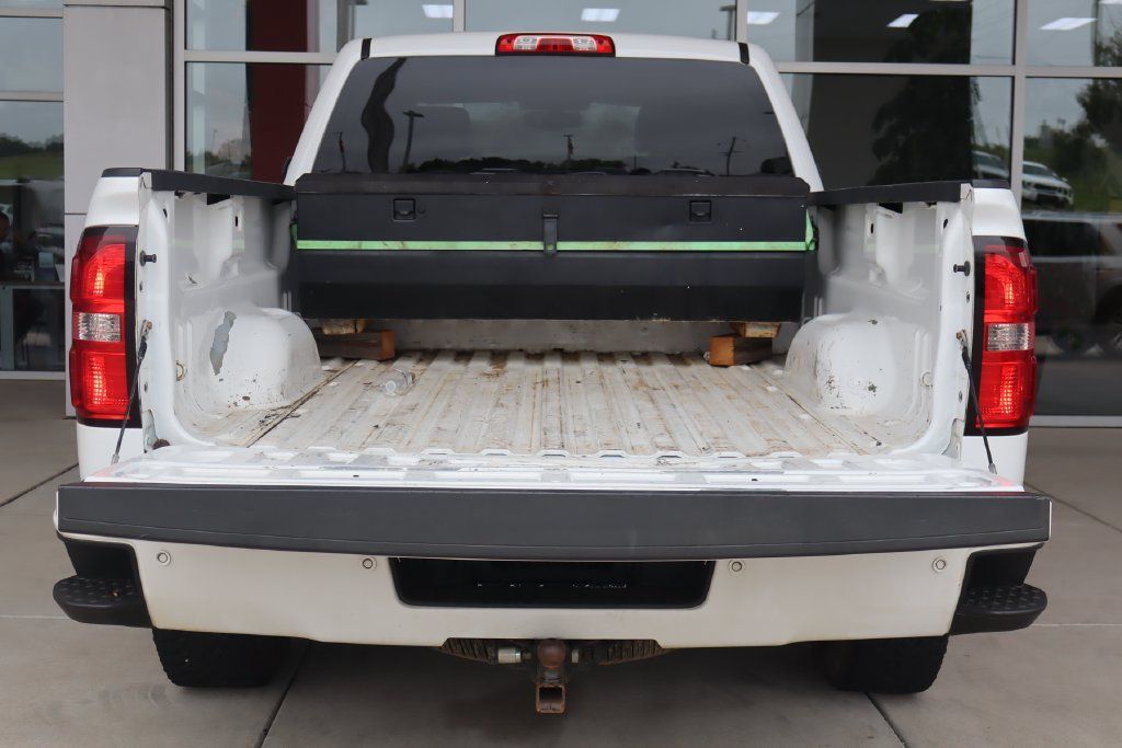Used 2014 GMC Sierra 1500 SLT w/ All-Terrain Package AWD/4WD image 8