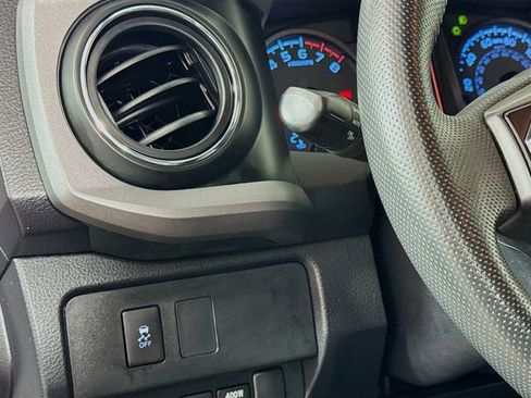 Used 2023 Toyota Tacoma TRD Sport AWD/4WD image 19