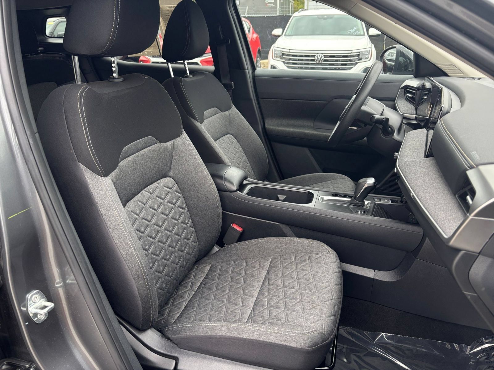 Used 2026 Nissan Kicks SV w/ Cold Weather Package AWD/4WD image 35