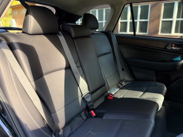Used 2018 Subaru Outback 2.5i Limited AWD/4WD image 37