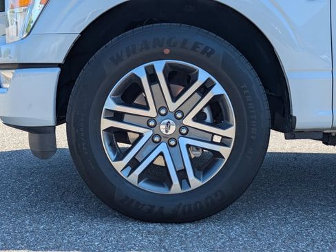 Used 2022 Ford F150 XL w/ STX Appearance Package RWD image 10