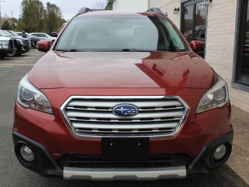 Used 2016 Subaru Outback 3.6R Limited image 2