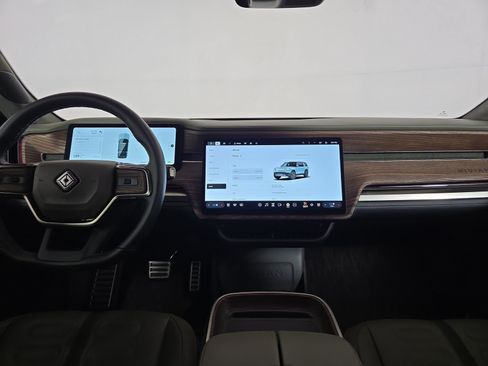 Used 2024 Rivian R1S Adventure Quad AWD/4WD image 27