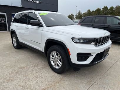Used 2023 Jeep Grand Cherokee Laredo w/ Luxury Tech Group I