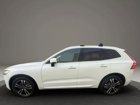Used 2018 Volvo XC60 T6 Momentum w/ Convenience Package image 8