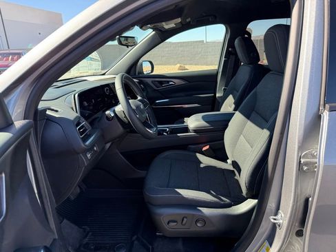 New 2026 Chevrolet Traverse LT w/ Driver Confidence Package image 10