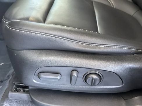 Used 2023 Chevrolet Traverse LT w/ LPO, Floor Liner Package AWD/4WD image 13