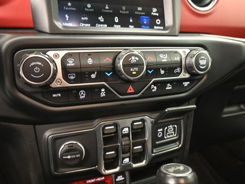 Used 2021 Jeep Wrangler Unlimited Rubicon w/ Xtreme Recon 35" Tire Package image 14